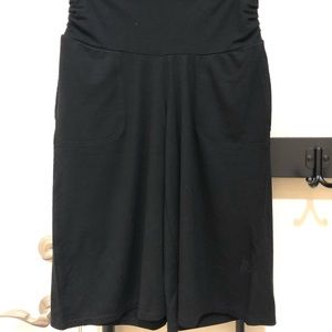 Old Navy Maternity XS Culotte Pants